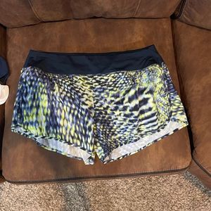 XL Nike running shorts